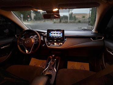 Toyota Corolla: 2019 г., 1.2 л, Автомат, Бензин, Седан — 10
