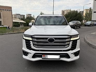 Toyota Land Cruiser: 2022 г., 3.5 л, Автомат, Бензин, Внедорожник — 6
