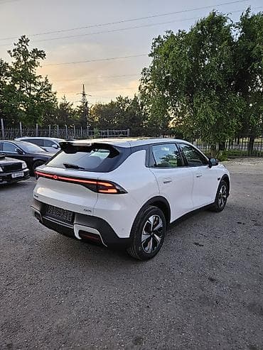 слепой панел: Changan Qiyuan Q05: 2026 г., 1.2 л, Вариатор, Электромобиль, Кроссовер — 4