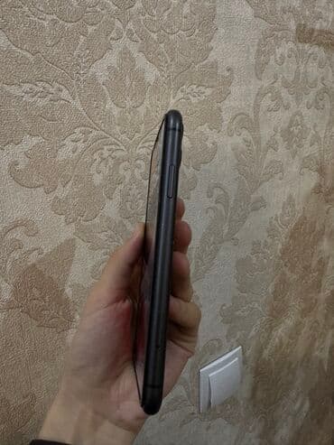 Аудиотехника: IPhone 11, Б/у, 128 ГБ, Черный, Зарядное устройство, Чехол, 71 % — 6