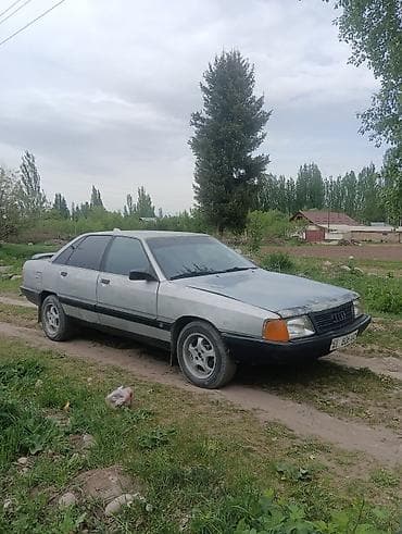 акди 80: Audi 80: 1988 г., Седан — 6