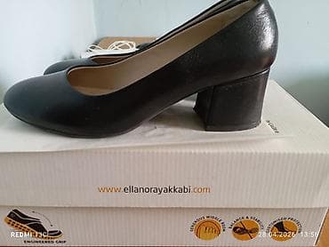 туфель: Туфли, 35, Б/у, цвет - Черный, Платная доставка — 1