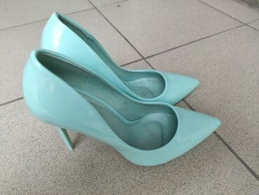 цвет ментола: Туфли мятного цвета 39 р-р, высота каблука 10 см. Носила дня 3, только — 2