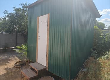 Передвижная бытовка/хозблок из профнастила Размер высота: 2.2 Ширина