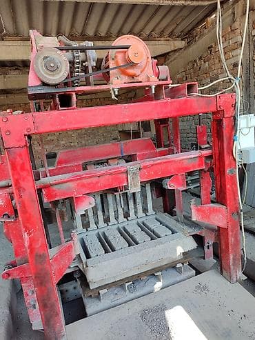 бетонный смес: Пескоблочный станок Три матрицы Мешалка Поддоны Тачка В наличии — 3