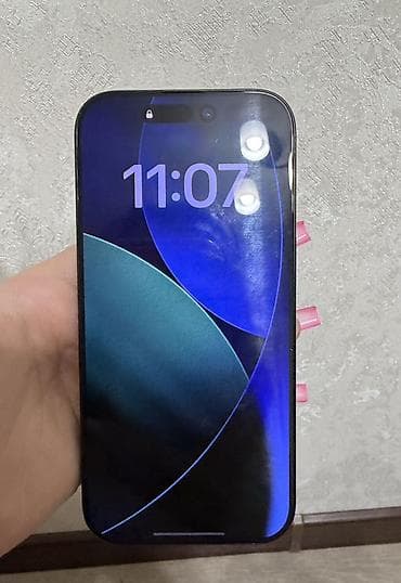 iphone d: IPhone 16 Pro, Б/у, 128 ГБ, Black Titanium — 2