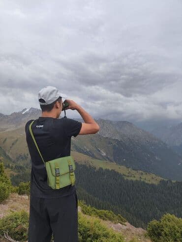 Бинокли: Бинокль Military Marine 10x50 Б/У - Классическая порро-призма — 1