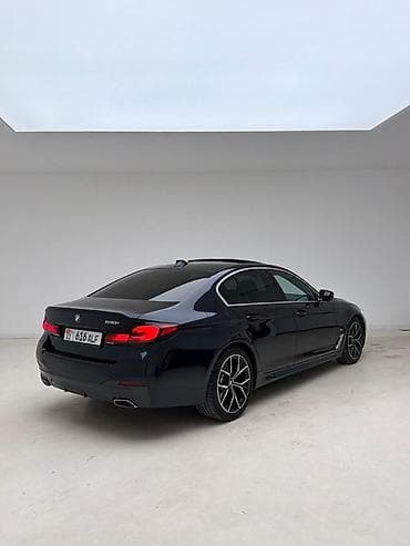Продажа авто: BMW 530: 2021 г., 2 л, Автомат, Бензин, Седан — 3
