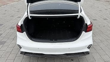kia ev3: Kia K3: 2021 г., 1.6 л, Автомат, Бензин, Седан — 10