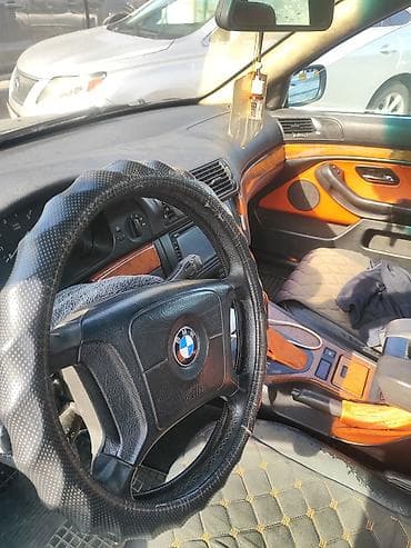 mini cuper: BMW 5 series: 1997 г., 2.8 л, Автомат, Бензин, Седан — 3