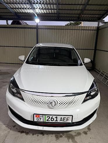Транспорт: Dongfeng Fengon 500: 2023 г., 0.1 л, Автомат, Электромобиль, Седан — 7