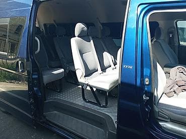 бамперы на хонда фит: Toyota Hiace: 2008 г., 2.7 л, Механика, Газ, Фургон — 7
