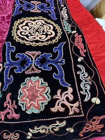 Одеяла и пледы: Туш кийиз.Большое декоративное покрывало с национальной вышивкой - — 1