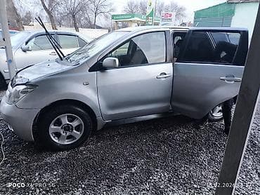 kia k5 2020: Toyota Ist: 2002 г., 1.5 л, Автомат, Бензин, Хэтчбэк — 5