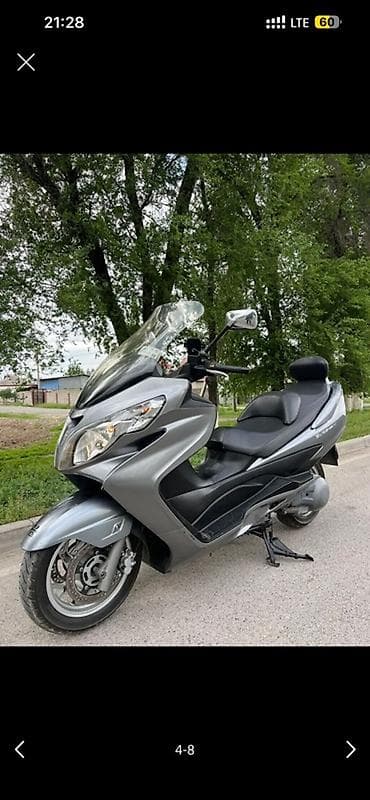 скутера: Макси‑скутер Suzuki Burgman (серия 400) в комплектации для дальних — 2