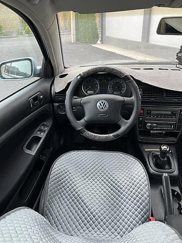 bugatti veyron: Volkswagen Passat: 2002 г., 2 л, Ручные, Бензин, Седан — 10