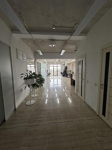 бизнес центр офис: Аренда офисов, 228 м², В бизнес центре, 1 линия, С отдельным сан узлом, С системой безопасности — 1