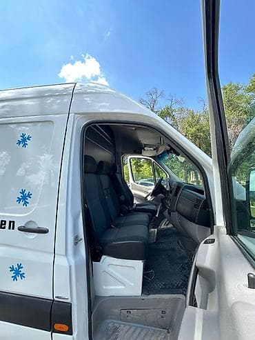 витринний холодильник: Продаётся Mercedes- Benz Sprinter Rex средняя база высокая крыша — 8