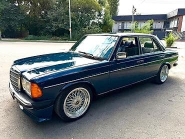 jac 9: Mercedes-Benz W123: 1976 г., Седан — 5