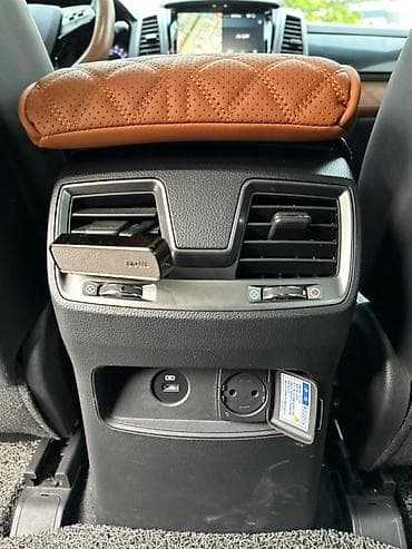 зимний болон: Ssangyong Rexton: 2020 г., Внедорожник — 10