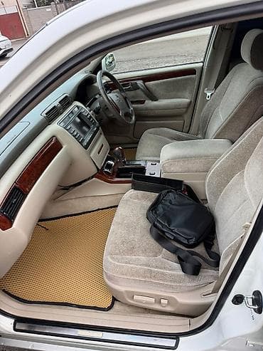 марка 2: Toyota Crown Majesta: 2003 г., 2.5 л, Автомат, Бензин, Седан — 8