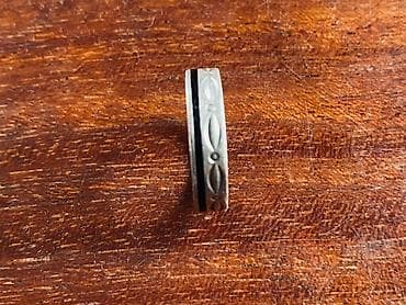 часы инвикта: Серебряное кольцо с торг геометрическим орнаментом - Материал: металл — 1