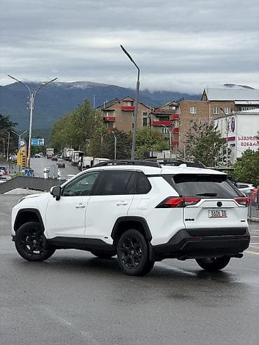 Toyota RAV4: 2023 г., 2.5 л, Автомат, Бензин, Жол тандабас — 2