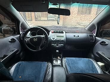 belarus 892 2: Honda Jazz: 2006 г., 1.3 л, Вариатор, Бензин, Хэтчбэк — 5