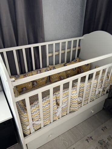 детский кровать двухъярусный: Детская кровать с маятником 120*60. В отличном состоянии. Производство — 2