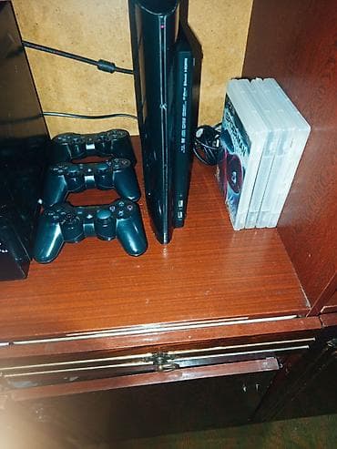 мортал: Продается ps 3, супер Слим, внутри 28 игры плюс 5 дисков, состоянии — 2