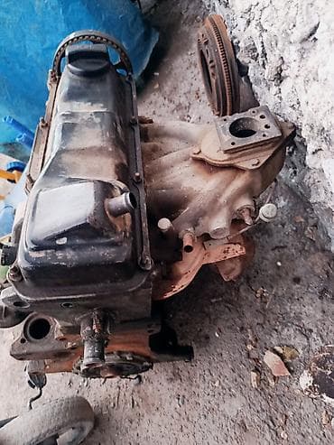 двигатель 2 3 ауди: Матор 1,8 АБС 90лс. расход масло от замены до замены 200-300 грамм — 4