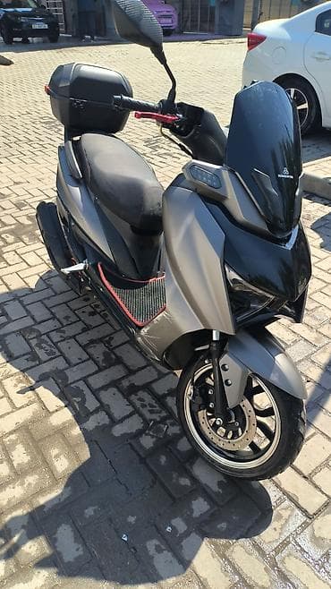 скутар макси: Макси-скутер 150 куб. см, Бензин, Б/у — 6