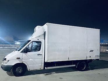 салон на пассат б3: Рефрижераторный фургон Mercedes-Benz Sprinter - Тип: малотоннажный — 4