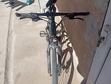 Велосипеды: Горный велосипед с алюминиевой рамой и колёсами 26". Подходит для — 5