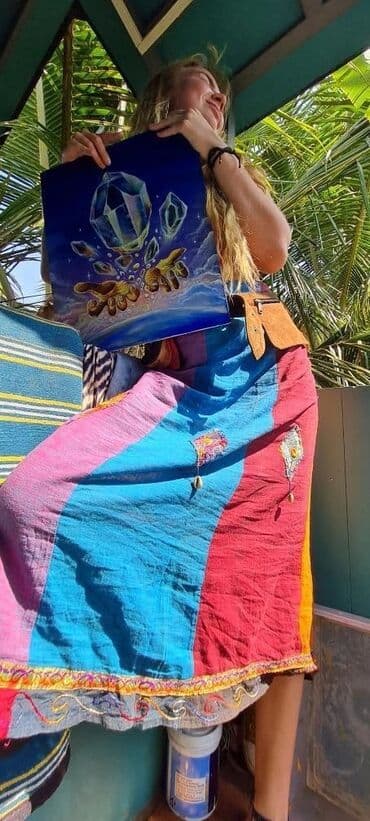 для художников: Көркөм сүрөт 6 жылдан ашык тажрыйба — 12