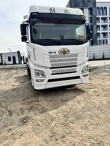 мега тягач: Тягач, Shacman, 2021 г., Без прицепа — 3