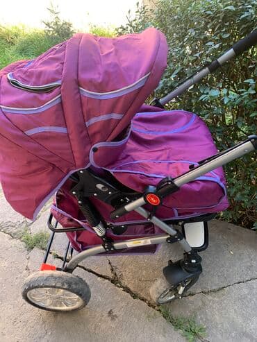 бу коляски для новорожденных: Коляска, цвет - Фиолетовый, Б/у — 1