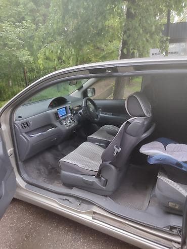 step 2: Toyota Raum: 2003 г., 1.5 л, Автомат, Бензин, Минивэн — 7