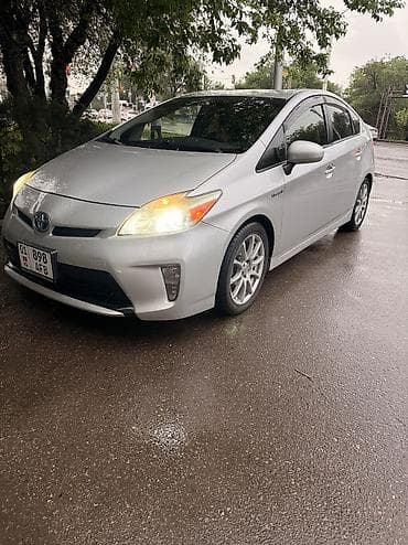 prius: Toyota Prius: 2014 г. — 2