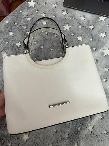 Лыжалар: Продаю вместительную сумочку с короткой ручкой Сумка в хорошем — 2