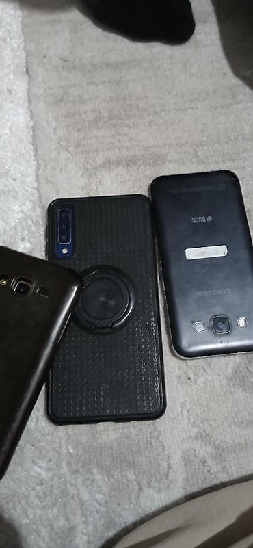 блоки питания для ноутбуков 18.5 в: Лот смартфонов (на запчасти/восстановление). В наборе: - Apple iPhone — 2