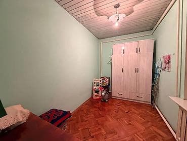 Гаражи: Дом с большим гаражом под автобизнес | 102 м² | 4 сотки 📍 Продаётся — 5