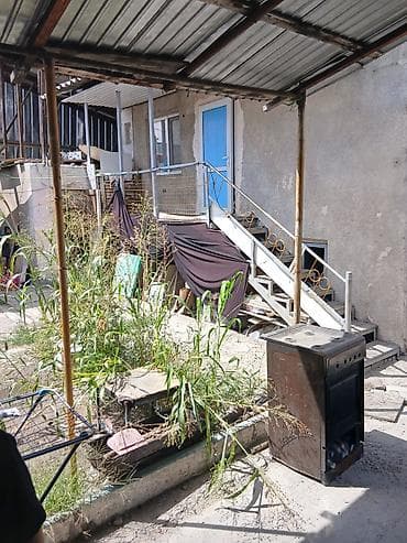 чирка: Срочно продаю Дом 3-комн, кухня,санузел Үчасток: 3-сотки Район — 7