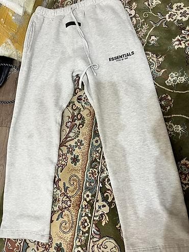 чыптама кыргыз: Серые спортивные штаны Essentials Fear of God. - Прямой крой, средняя — 1