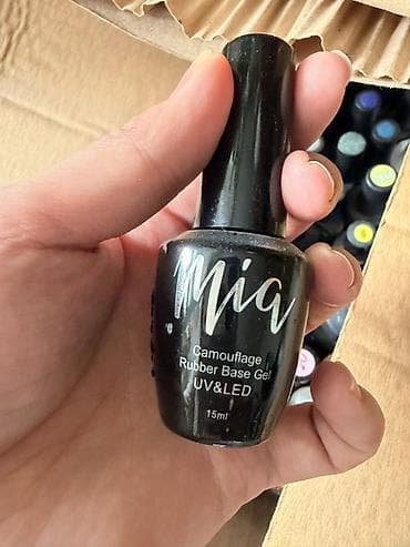 Оборудование для салонов красоты: Большой набор материалов для маникюра (гелевые лаки и базы) — 4