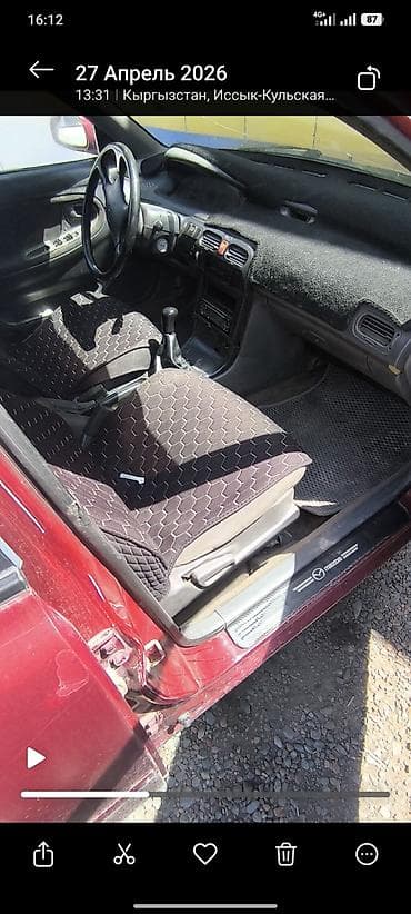 r16 85: Mazda Cronos: 1992 г., 2 л, Механика, Бензин, Хэтчбэк — 4
