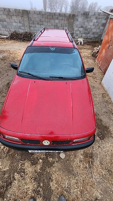 belarus mtz 82 1: Volkswagen Passat Variant: 1988 г., Универсал — 4