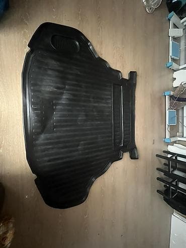 Резиновые Полики Для багажника Toyota, цвет - Черный