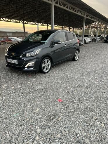 скутеры новые: Chevrolet Spark: 2019 г., 1 л, Вариатор, Бензин, Хетчбек — 2