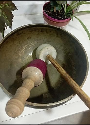 Музыкалык аспаптар: Певческая (тибетская) чаша с гравировкой - Материал: металл — 3